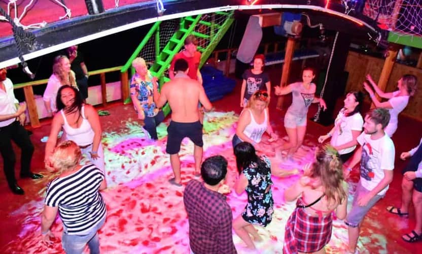 From Marmaris: Pirate Boat Trip / Lunch & Unlimited Soft Drinks 5