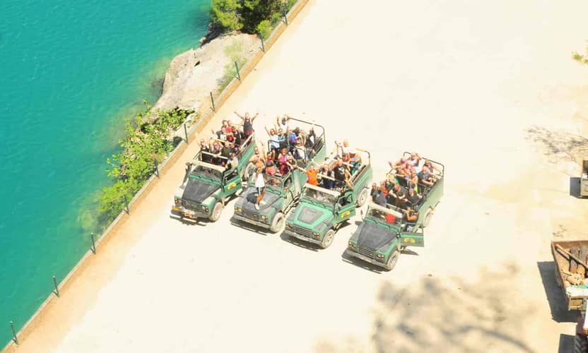 Side Family Jeep Safari with Green Canyon Boat Trip and Lunch 9