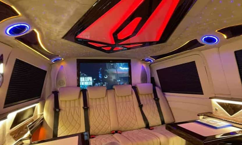 Istanbul Private Airport Transfer with Meet and Greet 3