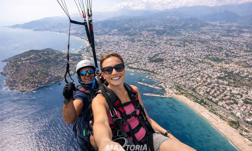 Antalya Paragliding Tandem Flight to Alanya's Cleopatra Beach 1