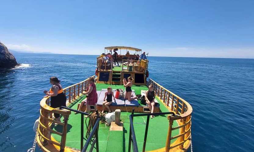 Alanya Family Boat Trip with Lunch, Transfer & Soft Drinks 3