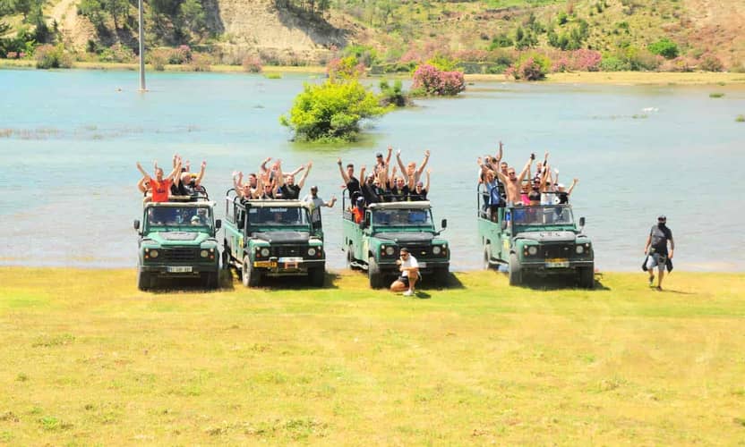 Side Family Jeep Safari with Green Canyon Boat Trip and Lunch 5