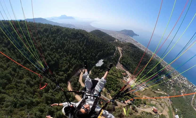 Alanya Paragliding Adventure: High-Adrenaline Flight from 700 m 6