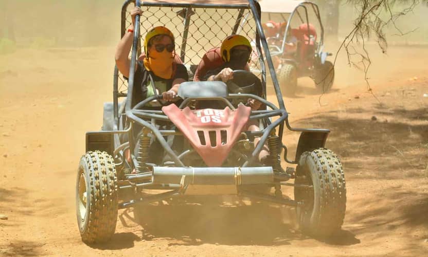 جولة سيده المدمجة: رافتنج وATV وزيبلاين وسفاري جيب 4