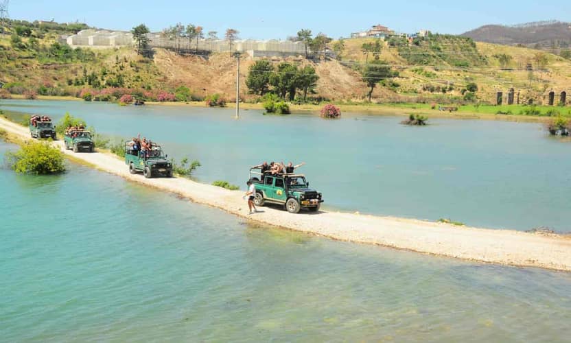 Side Family Jeep Safari with Green Canyon Boat Trip and Lunch 6