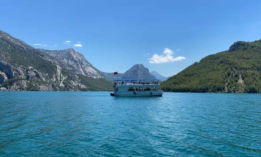 Green Canyon Boat Trip from Side and Lunch by the Emerald Lake 10