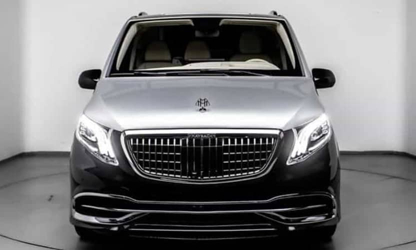 Side Private Airport Transfer in a Luxury Car for 1 to 4 1