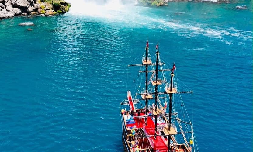 Antalya Family Pirate Boat Trip – Lunch, Transfer & Soft Drinks 3