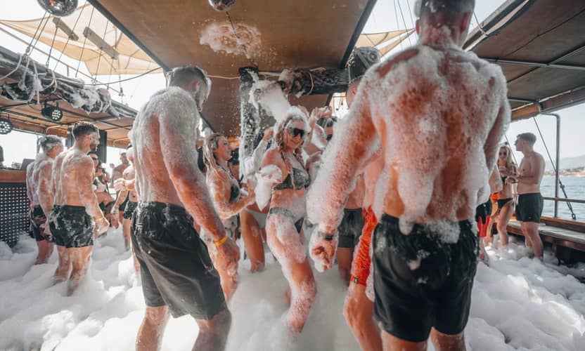 Alanya Boat Trip with Lunch and Swim Stops Best Price 4