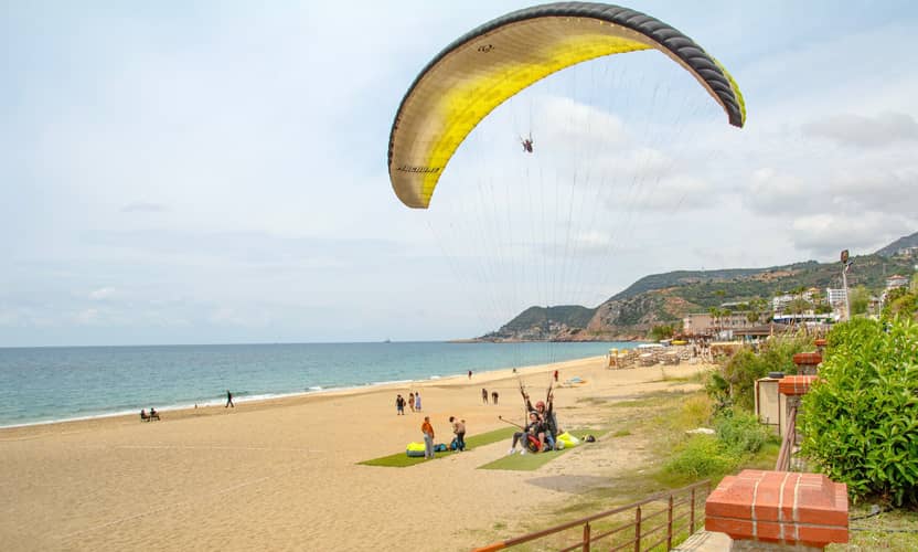 Alanya Paragliding – Tandem Flight with a Female Pilot Option 4
