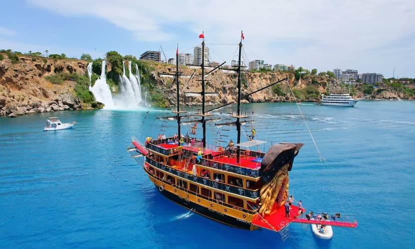 Antalya Family Pirate Boat Trip – Lunch, Transfer & Soft Drinks 5
